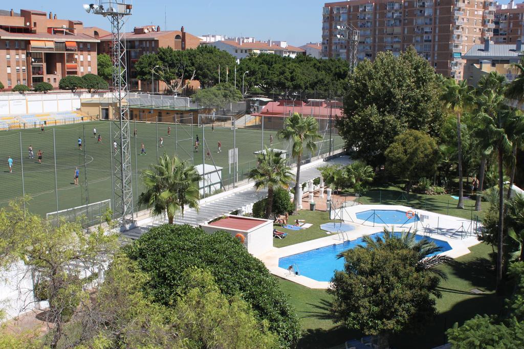 Apartamentos Jardines Del Gamonal Малага Экстерьер фото